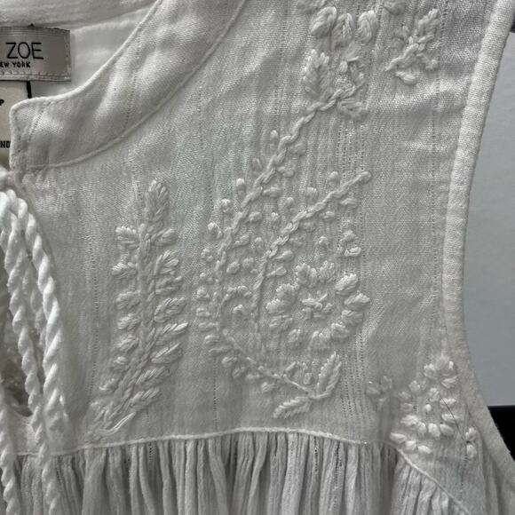 Rachel Zoe Women's SM Floral Embroidered Boho White Sleeveless Peasant Blouse - Picture 3 of 7